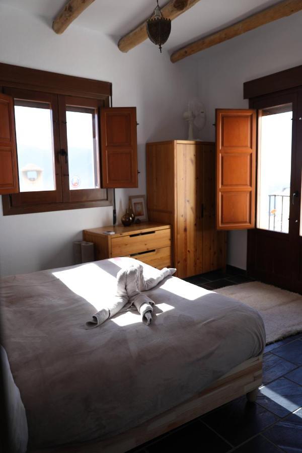Casa Corasol, A Cozy, Comfy, 2Br House- Panoramic View And Rooftop Cáñar Kültér fotó